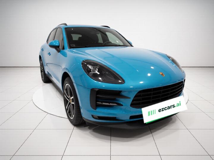 2018 Macan 2.0T photo 3