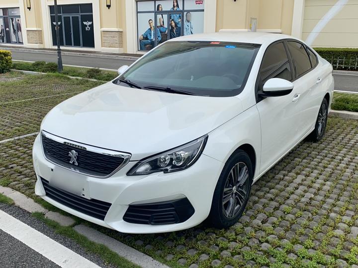 308 2018 1.6L MT Fashion