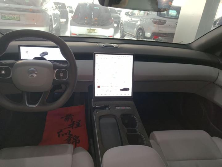 ET5T 2024 75kWh Touring photo 8
