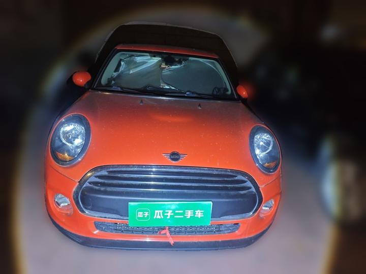 2018 1.5T ONE 5-Door photo 2