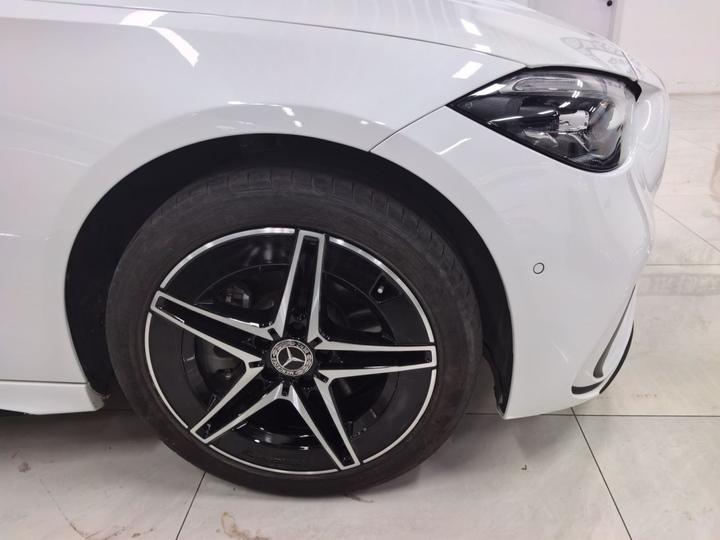 C-Class 2023 Facelift C 260 L Sport photo 4