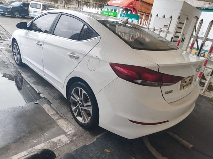 Elantra 2016 1.6L AT Smart Elite photo 4