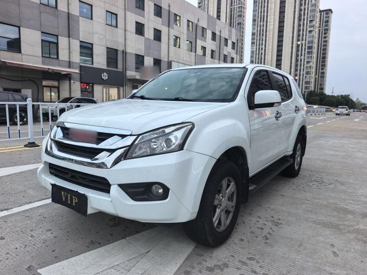 Isuzu mu-X 2015 2.5T RWD MT 5-Seater
