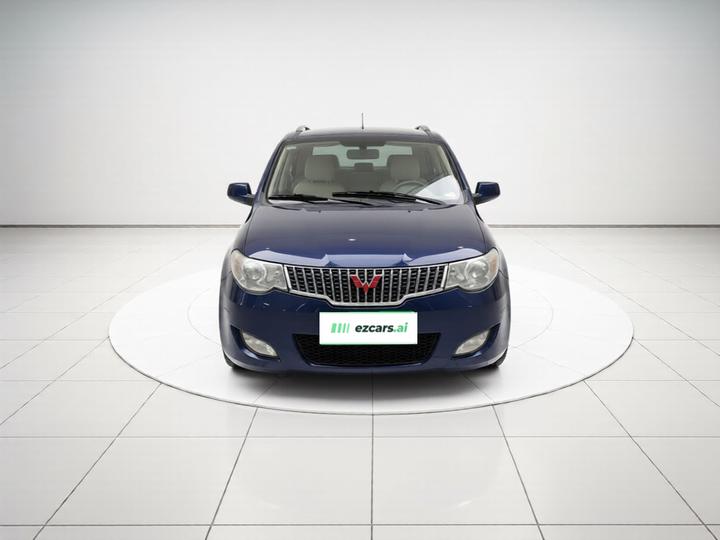 Wuling Hongguang 2014 1.5L Standard photo 2