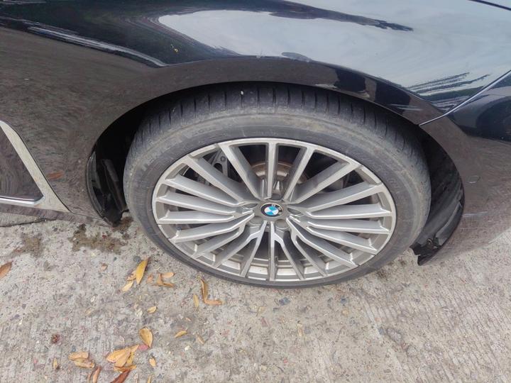 7 Series 2019 740Li Exclusive Luxury photo 8