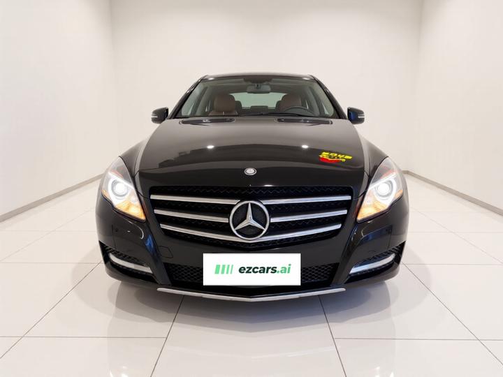 R-Class 2017 R 320 4MATIC Business Edition photo 2