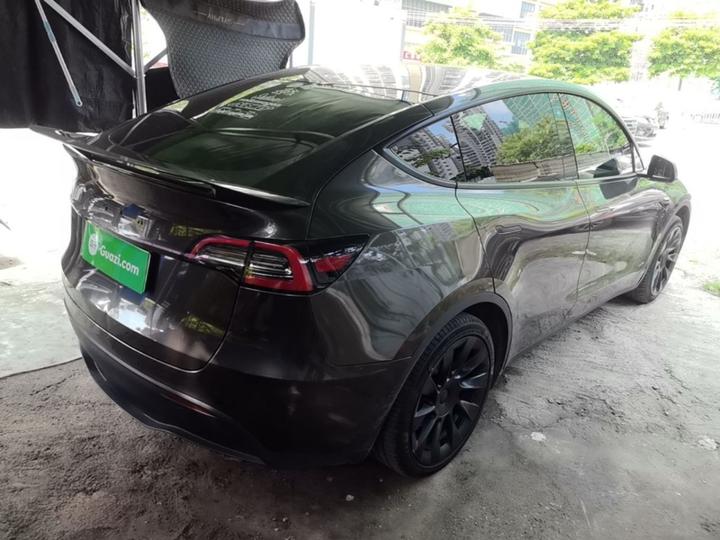 Model Y 2022 Facelift RWD photo 6