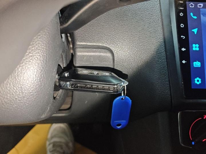 Polo 2014 1.4L AT Comfort photo 8