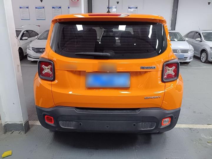 Renegade 2016 1.4T AT photo 3