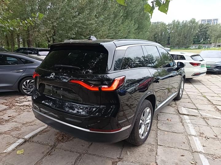 ES8 2020 415KM 6-Seater photo 4
