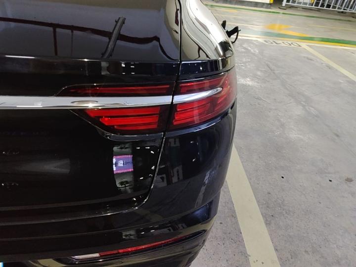 Preface 2021 Facelift 2.0TD Premium photo 7