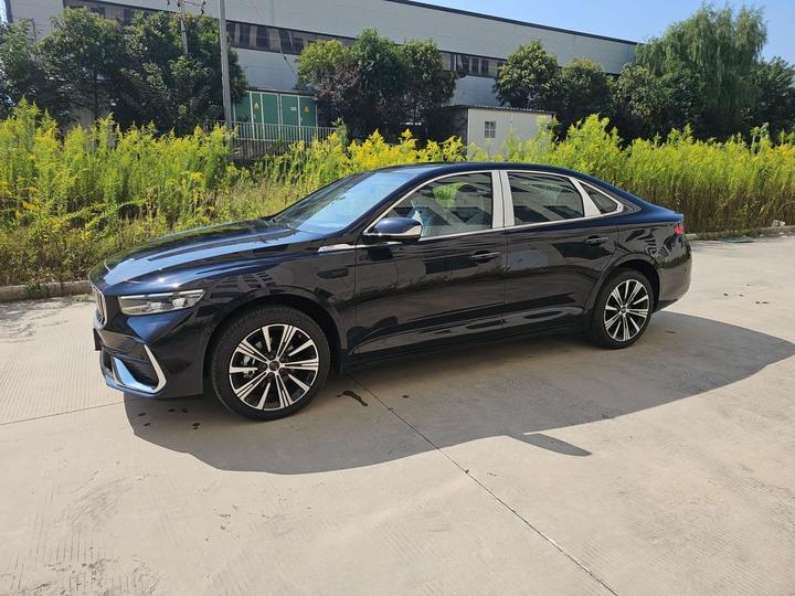 Preface 2026 i-HEV Hybrid photo 5