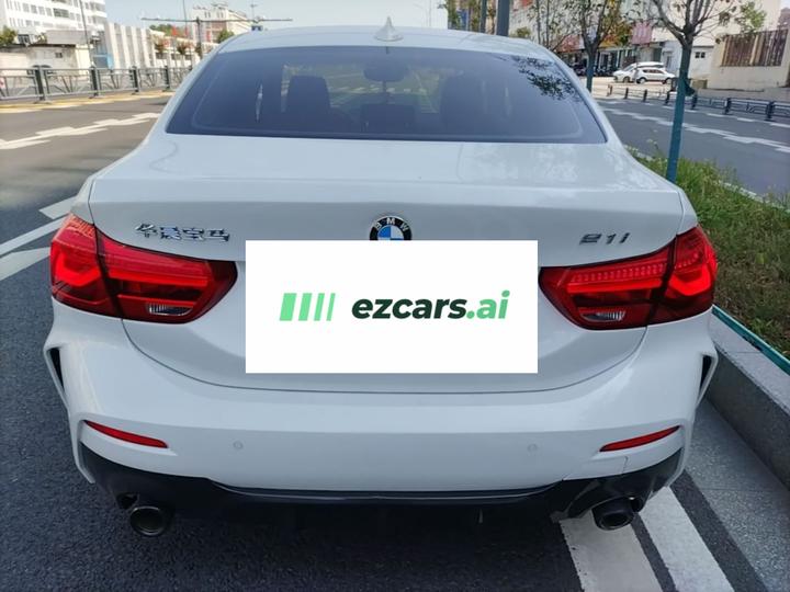 1 Series 2022 120i M Sport photo 3