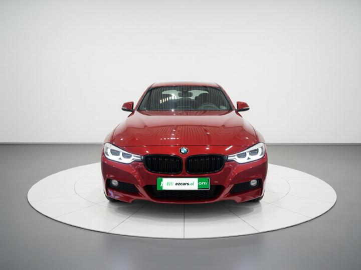 3 Series 2019 320i M Sport Package photo 2