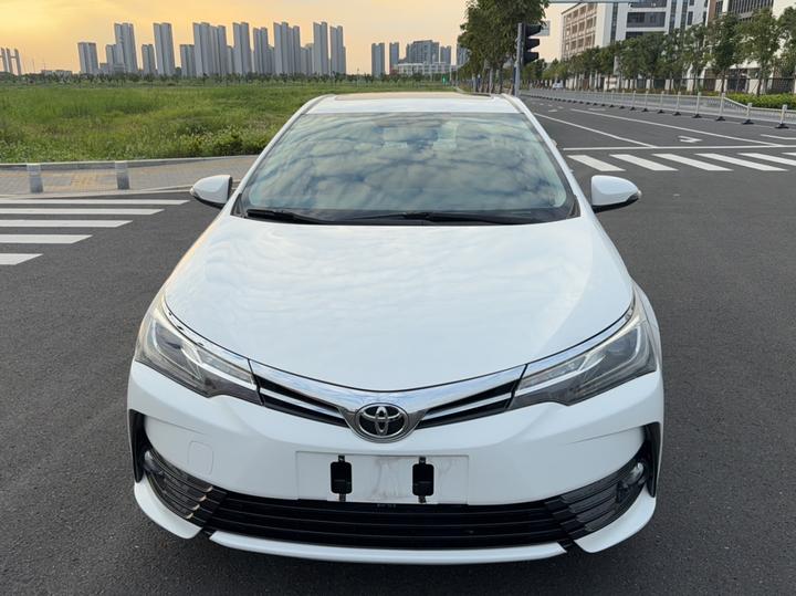 Corolla 2018 1.2T S-CVT GL-i photo 2