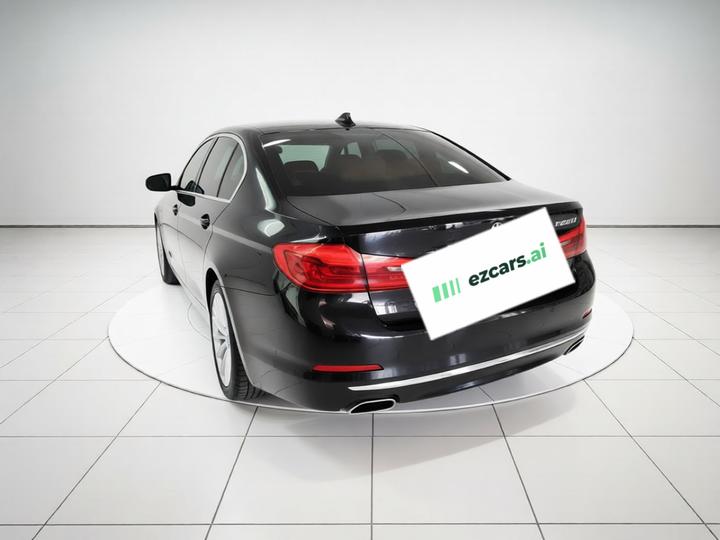 5 Series 2020 525Li Luxury photo 4