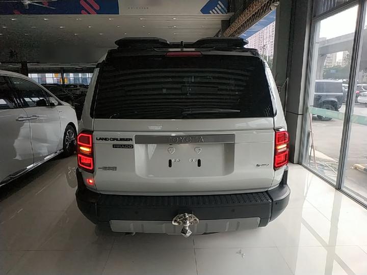 Prado 2024 2.4T TX 6-Seater photo 5