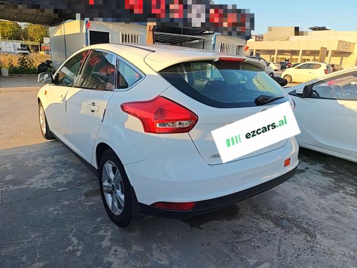Focus 2017 Hatchback 1.6L AT Comfort photo 4