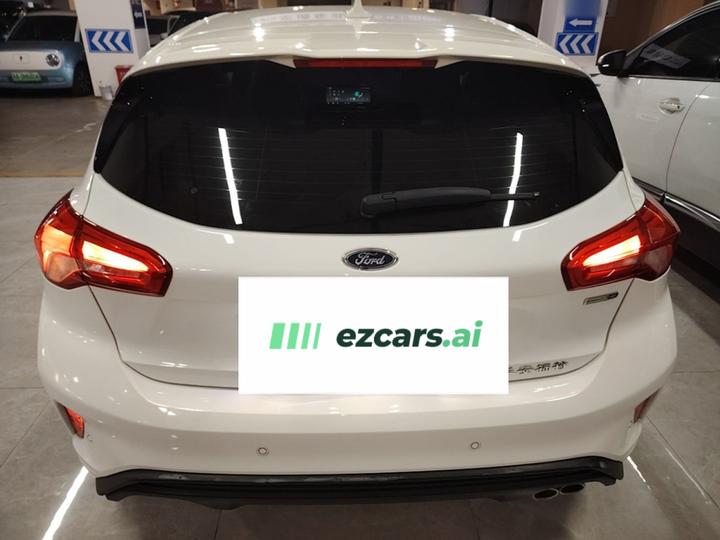 Focus 2021 Hatchback EcoBoost 180 AT photo 3