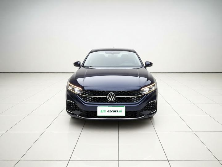 Passat 2022 330TSI Luxury photo 2