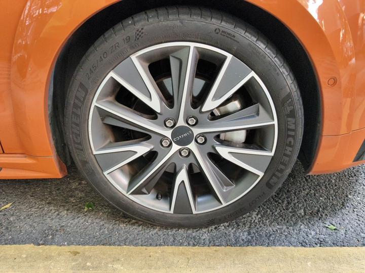 02 Hatchback 2021 2.0TD Halo photo 8
