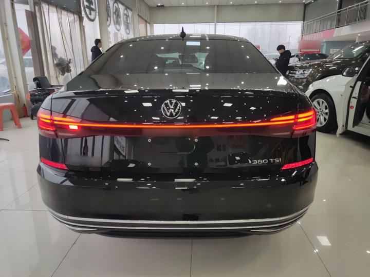 Passat 2025 380TSI photo 3