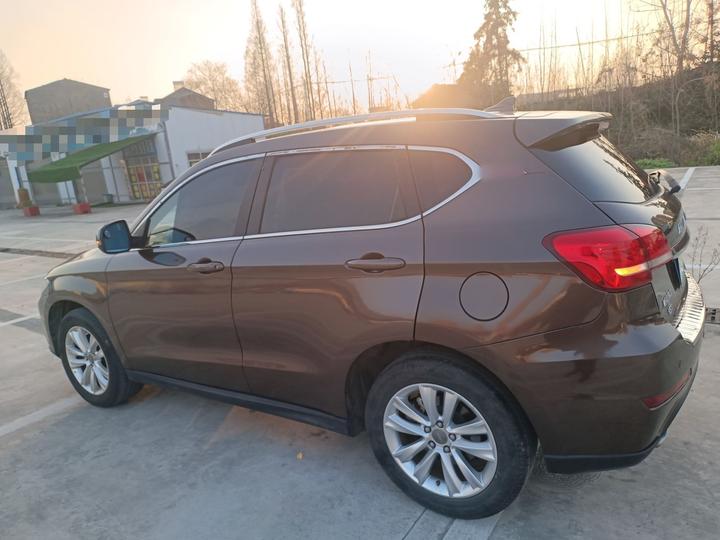 H2 2014 1.5T MT RWD Elite photo 3