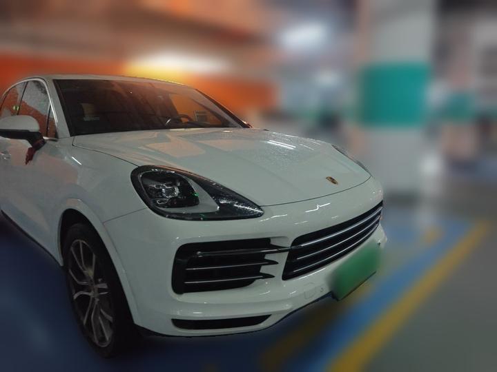 2019 Cayenne 3.0T photo 3