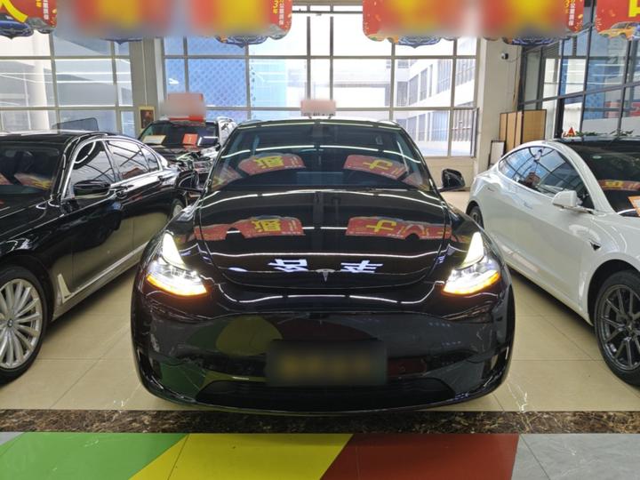 Model Y 2023 RWD photo 2