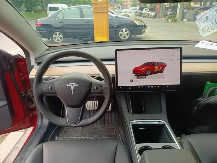 Model 3 2022 Performance AWD photo 2