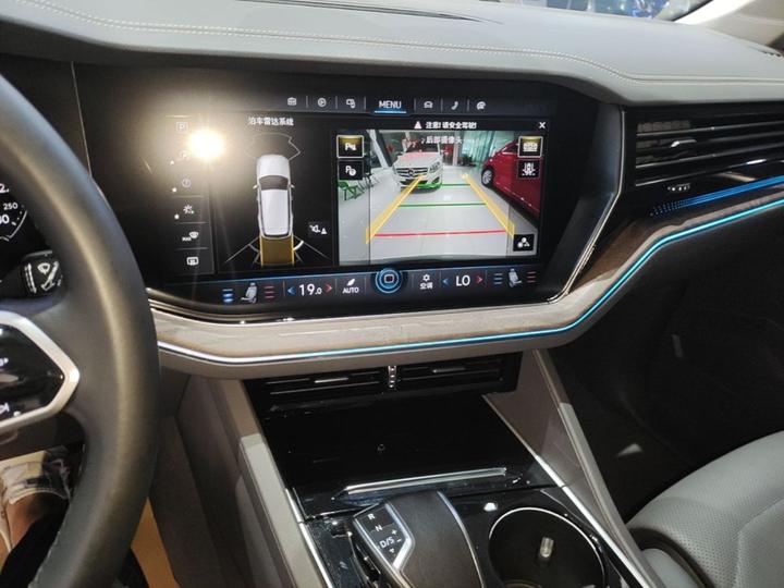 Touareg 2022 2.0TSI photo 8