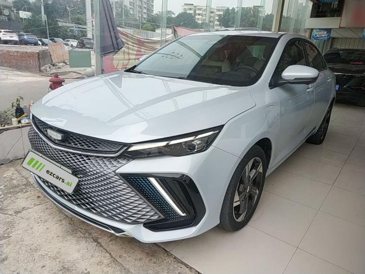 Emgrand L HiP 2022 1.5TD-DHT Pro 100KM Super