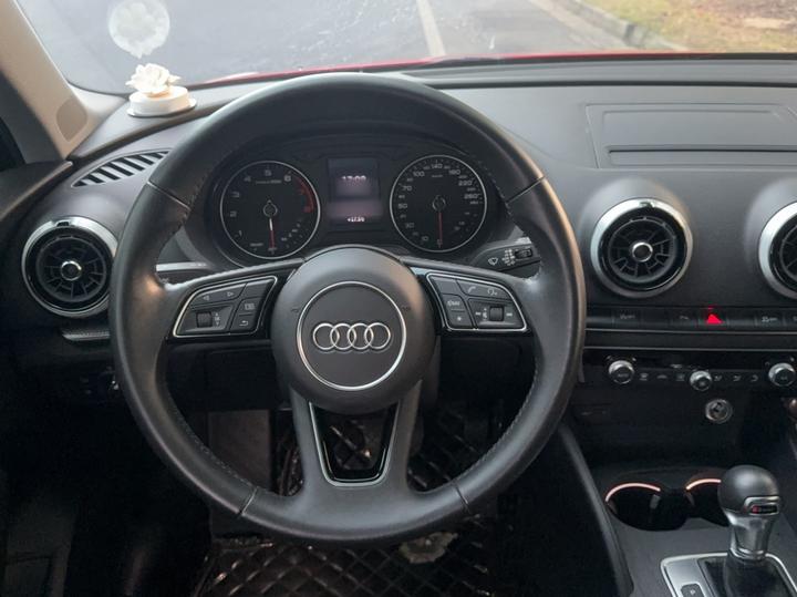 A3 2018 30 Anniversary Limousine 35 TFSI photo 5