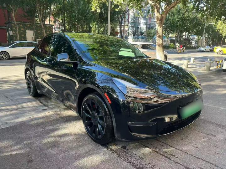 Model Y 2022 Facelift Long Range AWD photo 3