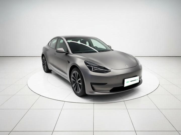 Model 3 2022 RWD photo 3