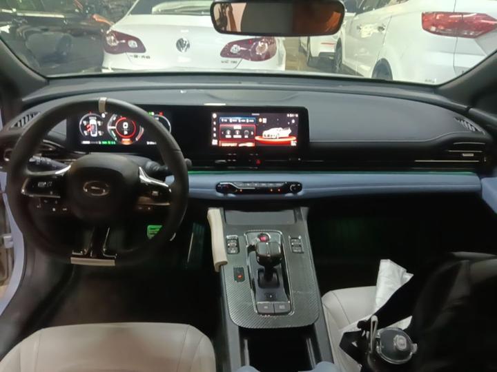 GAC Trumpchi 2023 Empow H Smart Hybrid photo 5