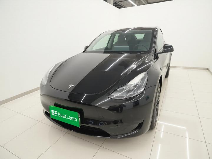 Model Y 2023 RWD photo 2
