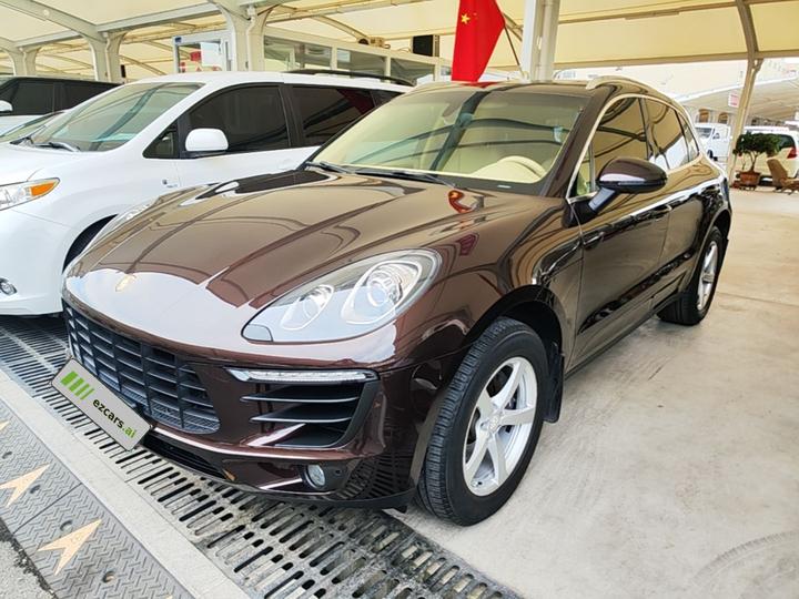 2016 Macan 2.0T
