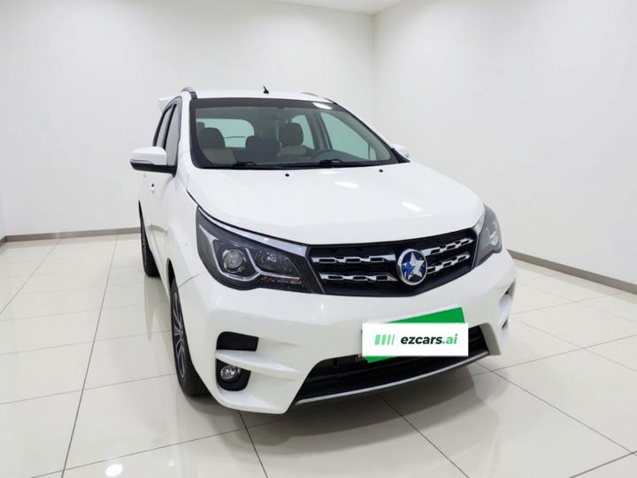 M50V 2017 1.6L XL CVT Luxury photo 3
