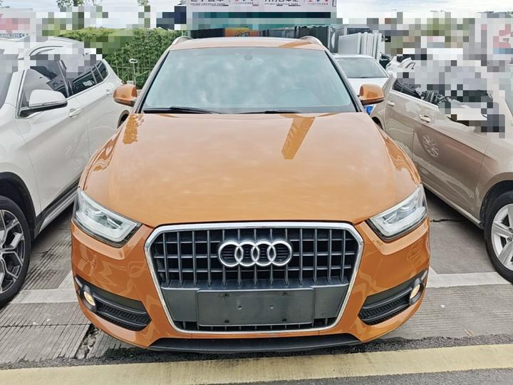 Q3 2015 30 TFSI Progressive photo 2