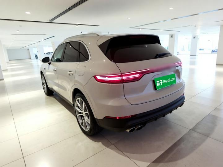 Cayenne EV 2023 Cayenne E-Hybrid 2.0T photo 4