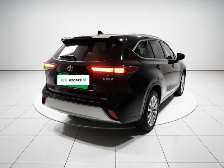 Highlander 2022 380T AWD Premium 7-Seater photo 6