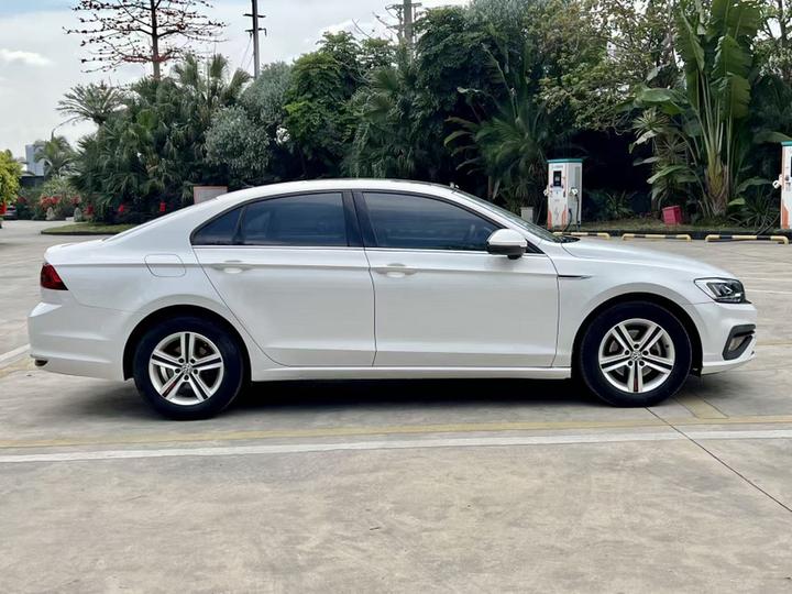 Lamando 2019 230TSI DSG China VI photo 4