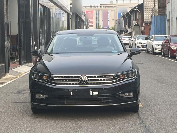 Magotan 2025 280TSI DSG Comfort photo 2