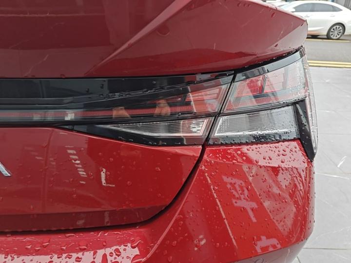 Elantra 2021 1.5L CVT LUX Premium photo 7
