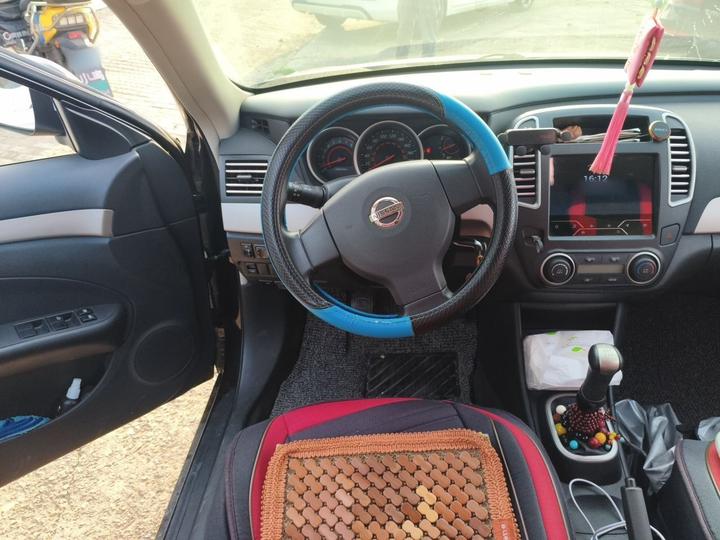 Sylphy 2019 Classic 1.6XE+ MT Connected Leading photo 8