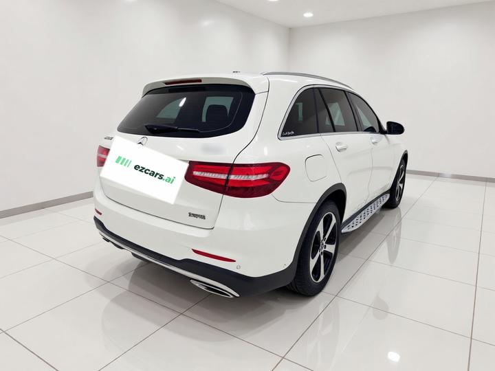 GLC 2017 GLC 260 4MATIC Luxury photo 6