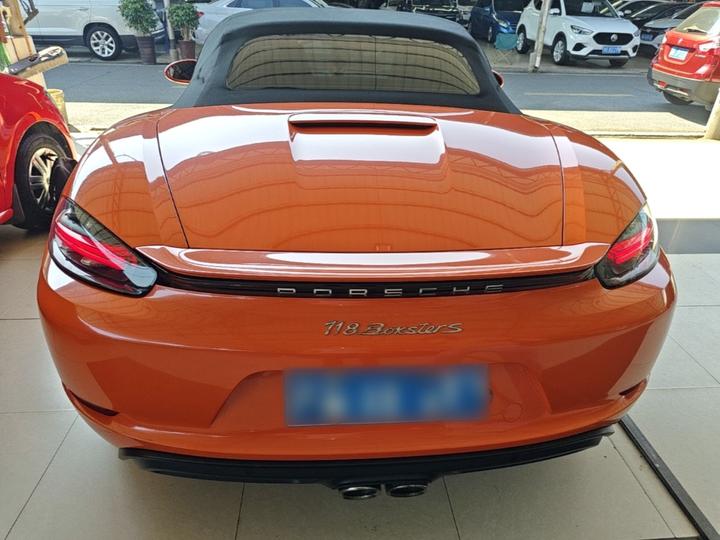 718 2016 Boxster 2.0T photo 3