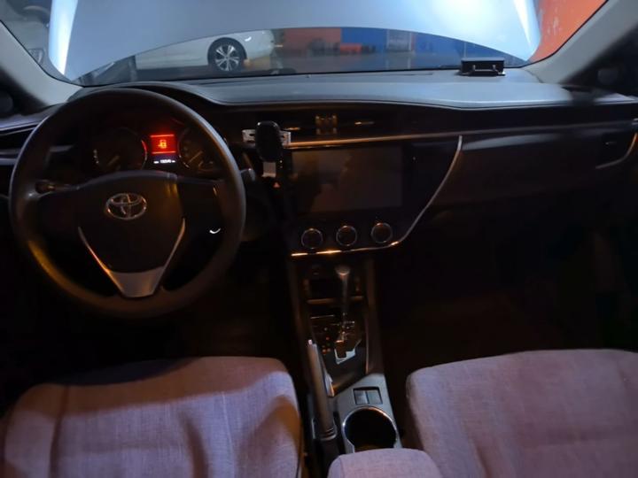 Corolla 2014 1.6L CVT GL-i photo 6