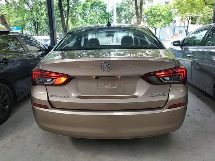 Excelle 2018 15N CVT Elite photo 3